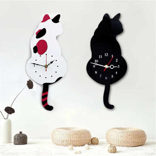 Nordic cat with wagging tail wall clock