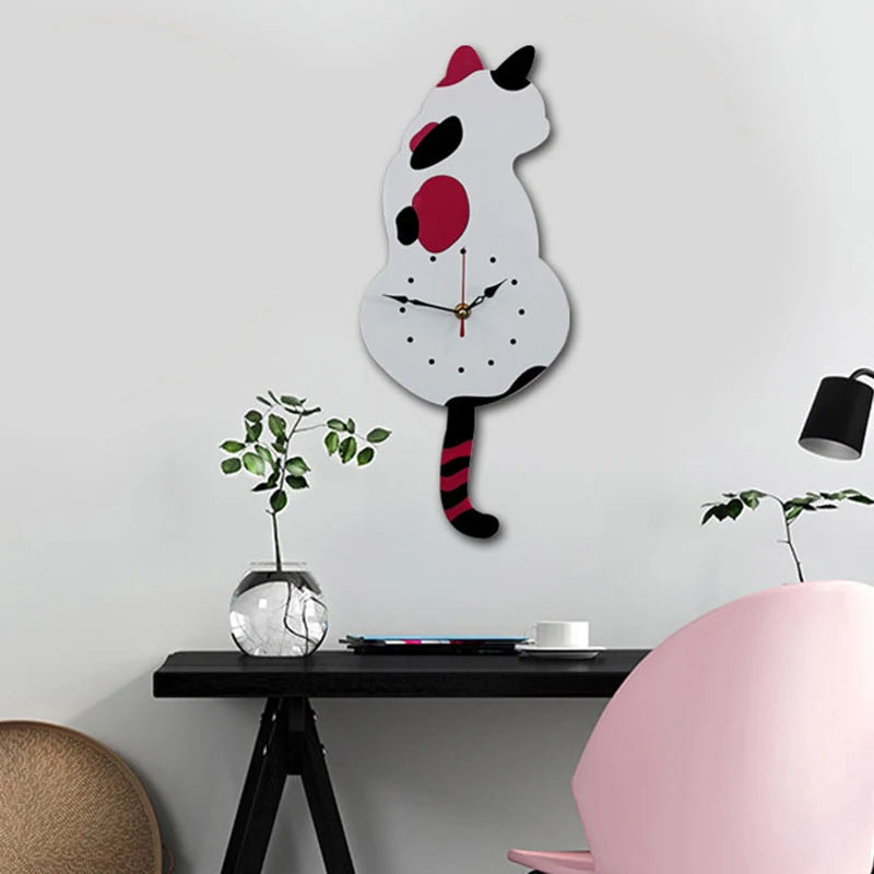 Nordic cat with wagging tail wall clock