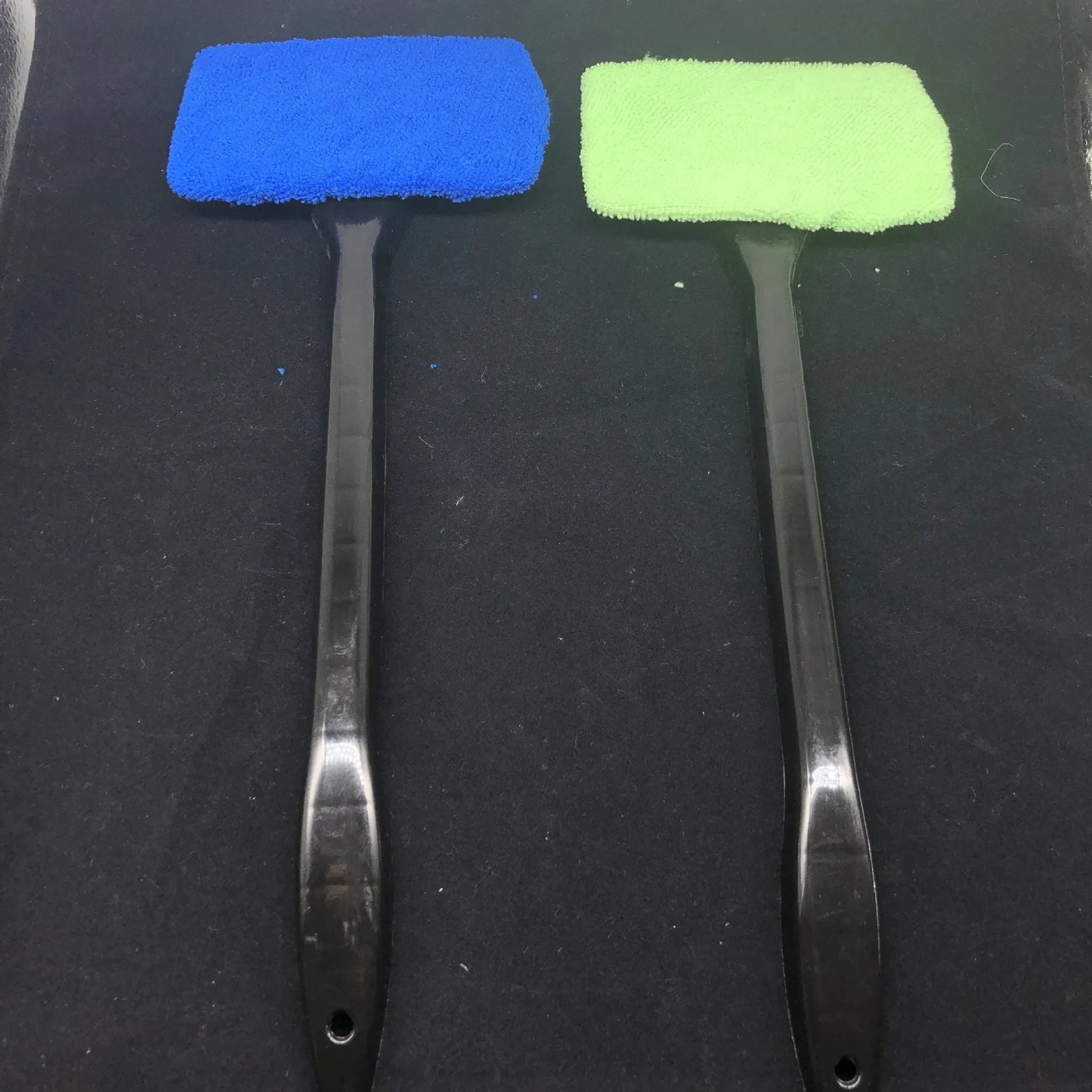 🔥Microfiber Car Windshield Cleaner Tool