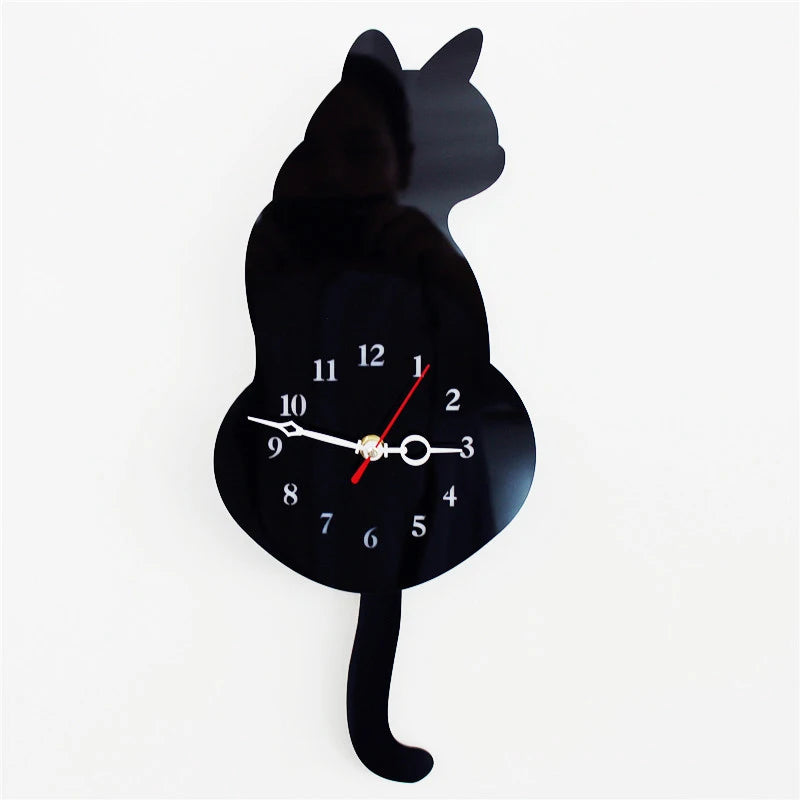 Nordic cat with wagging tail wall clock